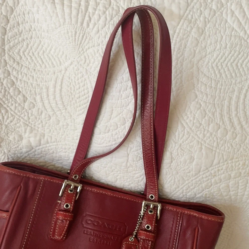 Coach Burgundy Bucket Shoulder Purse Pocketbook Bag Double Handle - Picture 3 of 15